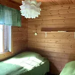Tahkon Riihiranta - 4 Bedroom By The - Tasokas Tilava Rantamoekki *