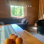Tahkon Riihiranta - 4 Bedroom By The - Tasokas Tilava Rantamoekki
