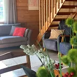 Tahkon Riihiranta - 4 Bedroom By The - Tasokas Tilava Rantamoekki * Tahkovuori
