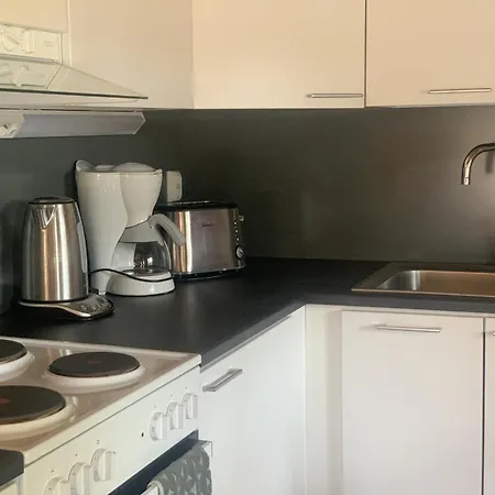 Villa Tahkon Riihiranta - 4 Bedroom By The - Tasokas Tilava Rantamoekki