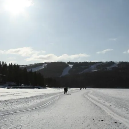 Tahkon Riihiranta - 4 Bedroom By The - Tasokas Tilava Rantamoekki * Tahkovuori