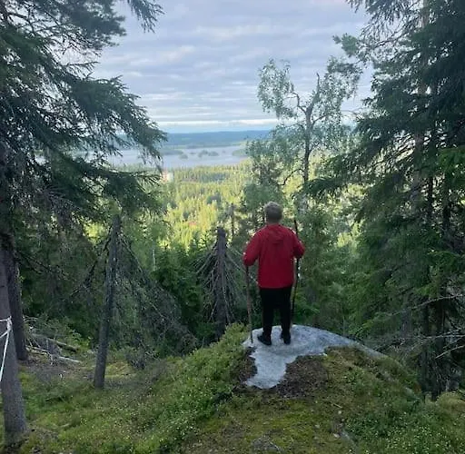 Tahkon Riihiranta - 4 Bedroom By The - Tasokas Tilava Rantamoekki