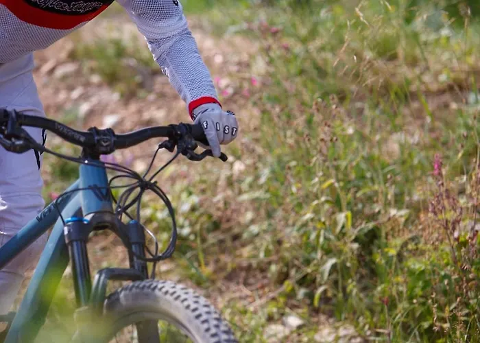 Tahkon Riihiranta - 4 Bedroom By The - Tasokas Tilava Rantamoekki *